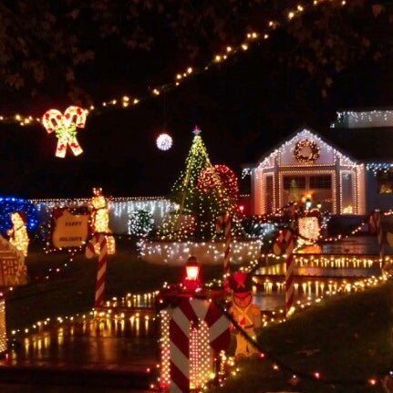 Christmas Lights Photos With Horses In Rancho Cucamonga 2022 Photos At Thoroughbred Christmas Lights - 16 Tips From 724 Visitors