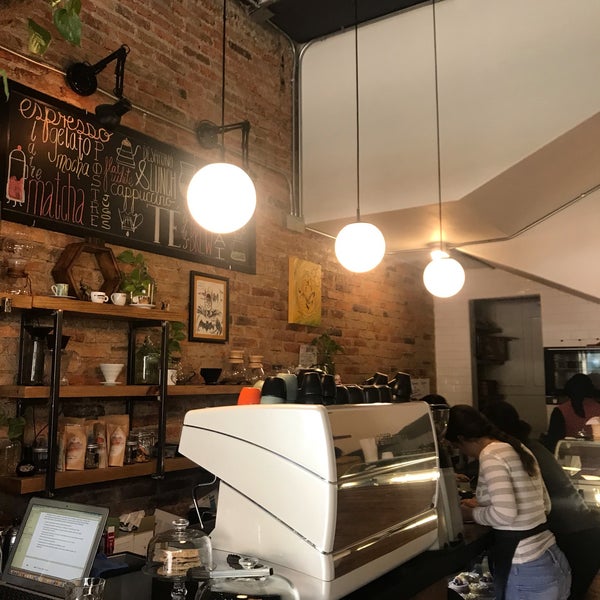 3/19/2019에 Dan M.님이 Neretta Café &amp; Gelato에서 찍은 사진