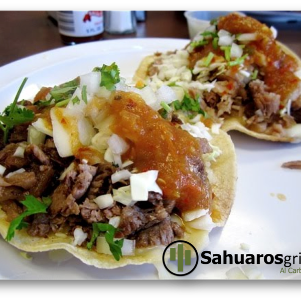 รูปภาพถ่ายที่ Sahuaros Grill - Ajusco โดย Sahuaros Grill - Ajusco เมื่อ 10/19/2014