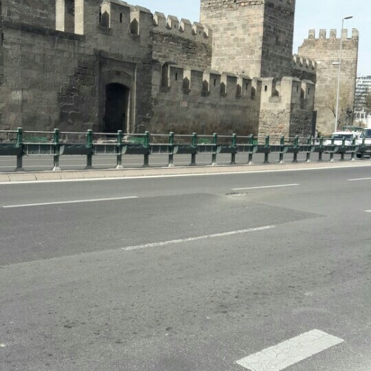 photos at hunat otobus duraklari now closed seyyid burhaneddin blv