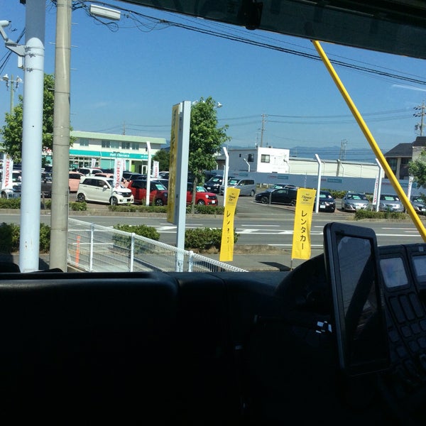 ファミリーマート 鈴鹿サーキット前店 道伯町字筧田62 1 ファミリーマート 鈴鹿サーキット前店 道伯町字筧田62 1