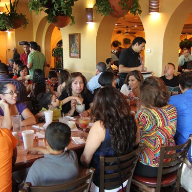 Foto tomada en Los Barrios Mexican Restaurant  por Los Barrios Mexican Restaurant el 3/30/2015
