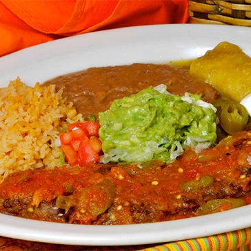 Das Foto wurde bei Los Barrios Mexican Restaurant von Los Barrios Mexican Restaurant am 3/30/2015 aufgenommen
