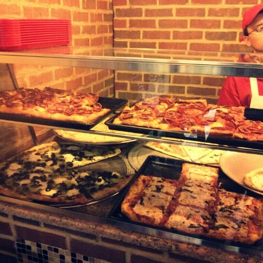 robespierre pizza