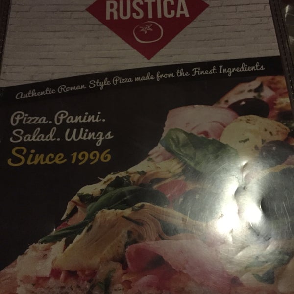 รูปภาพถ่ายที่ Pizza Rustica โดย Thilina R. เมื่อ 5/8/2017