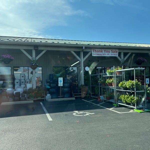 Oakland Nursery Garden Center in Delaware