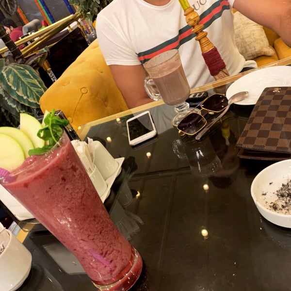 รูปภาพถ่ายที่ Palace Cafe Restaurant &amp; Bowling โดย ⚜️S⚜️ เมื่อ 9/22/2019