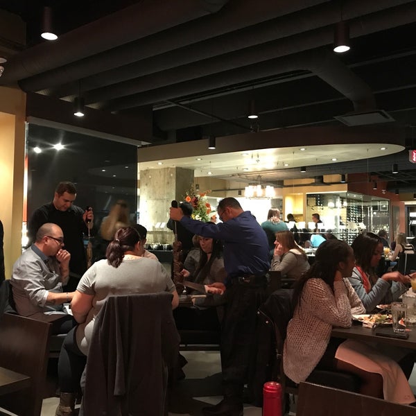 Foto scattata a Pampa Brazilian Steakhouse da Alfredo P. il 10/21/2017