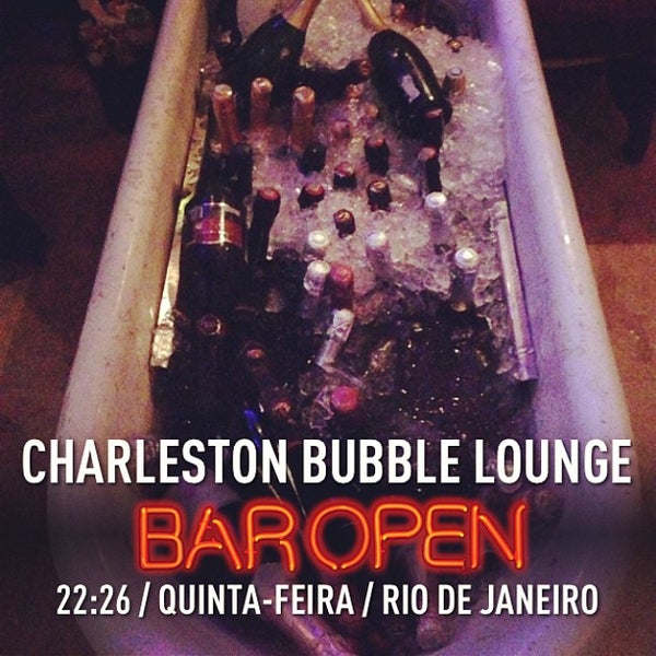 Foto tomada en Charleston Bubble Lounge  por Alexandre R. el 1/11/2013