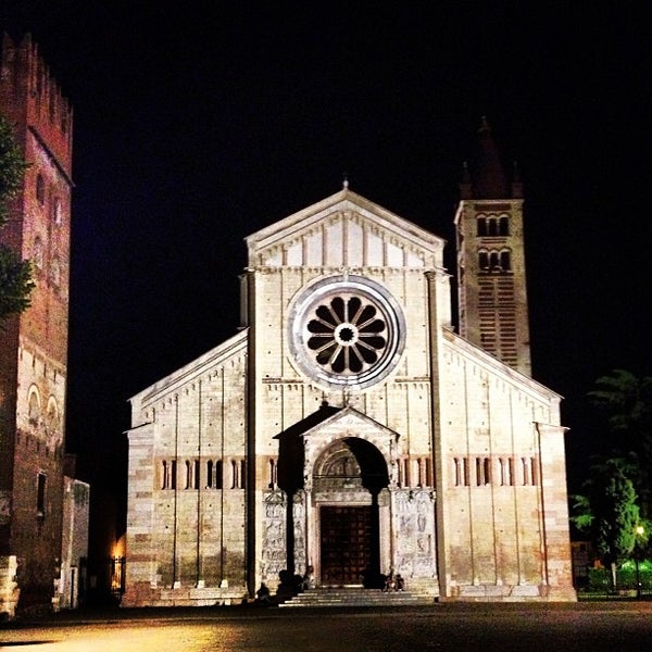 Piazza San Zeno Plaza in Verona