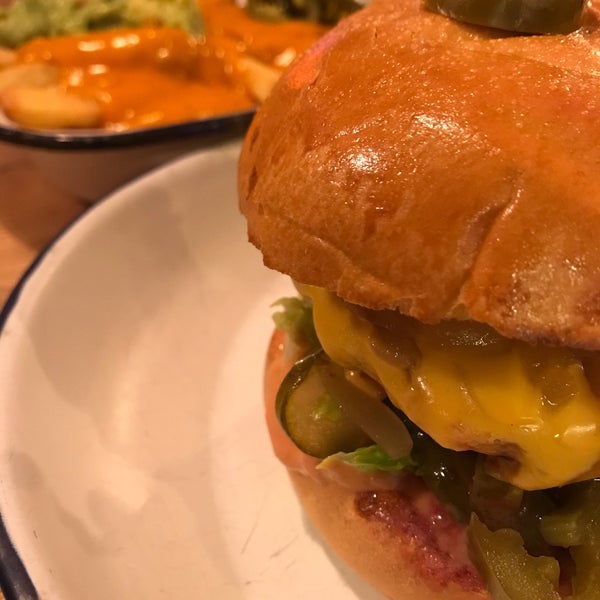 Foto tirada no(a) Otto&#39;s Burger por Sepehrdad D. em 12/11/2018