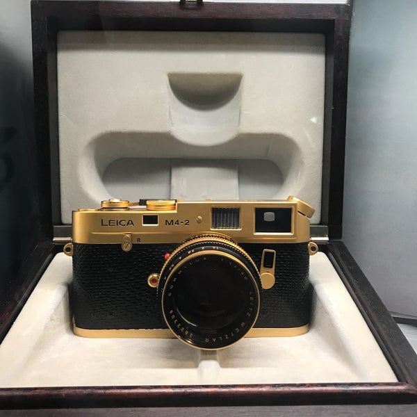 2/18/2017에 april p.님이 Leica Store and Gallery Los Angeles에서 찍은 사진