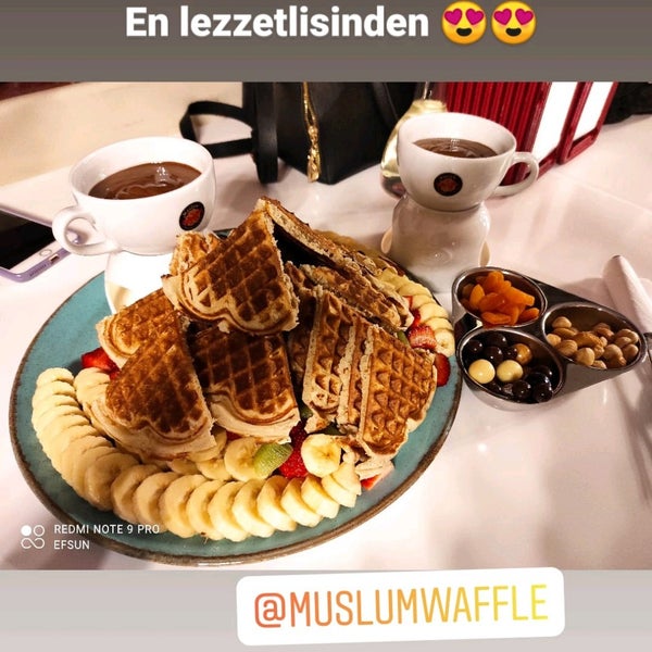 Photo taken at Müslüm Waffle by Efsun ❤️❤️ on 3/12/2021