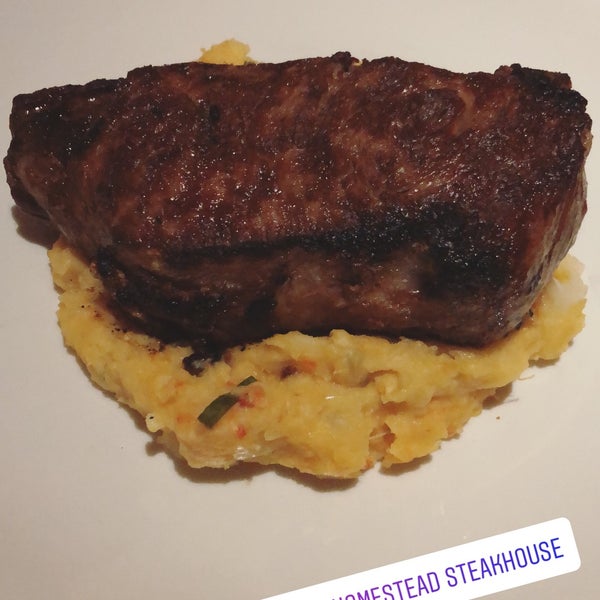 รูปภาพถ่ายที่ Old Homestead Steakhouse โดย Elaine S. เมื่อ 9/19/2018