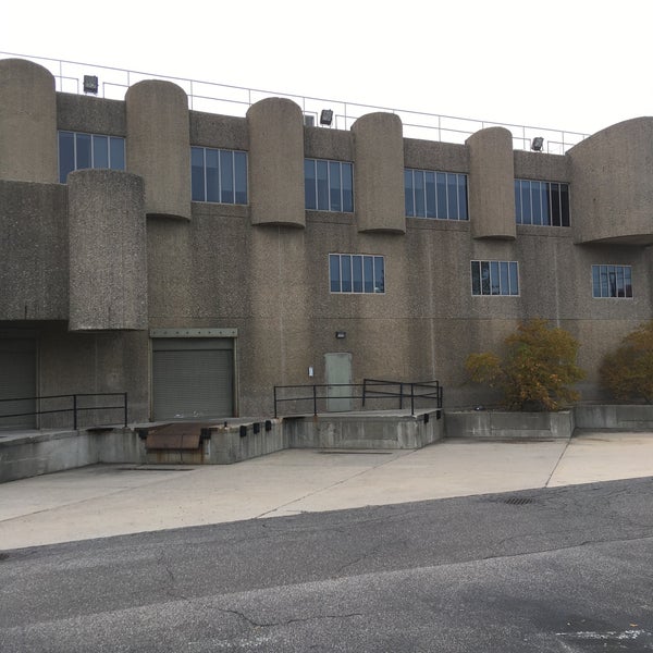 Lifetime Brands 74 visitors