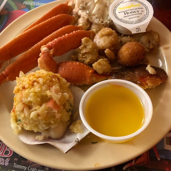 Foto tomada en Giant Crab Seafood Restaurant  por Mei H. el 7/31/2018