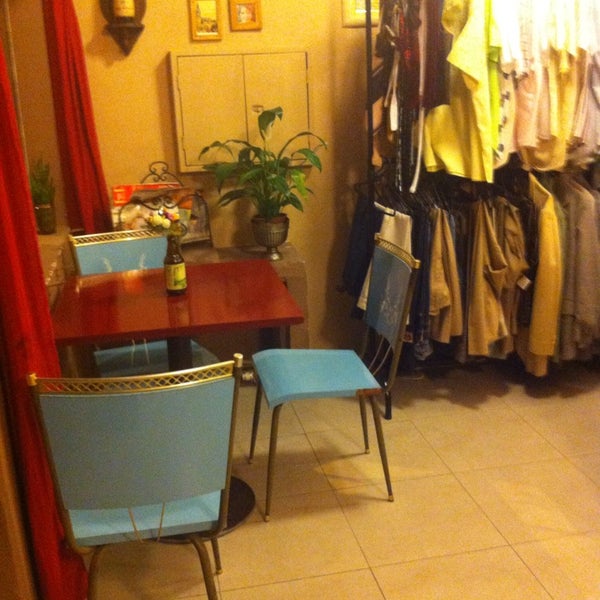 รูปภาพถ่ายที่ Boutique Vintage Brechó Bar โดย Marilia เมื่อ 9/3/2014