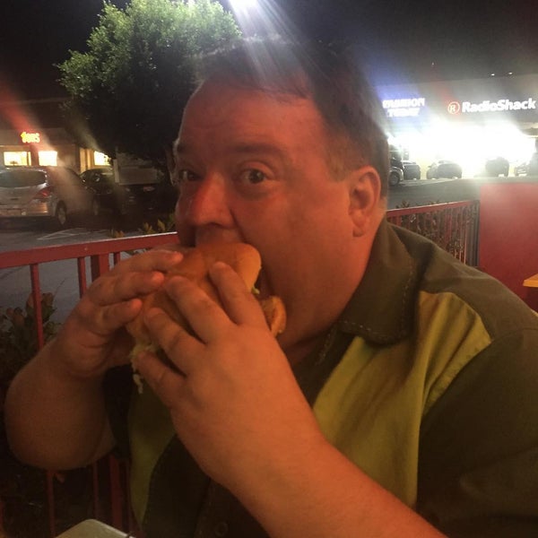 Photo taken at Fatburger by Bradley L. on 8/15/2015