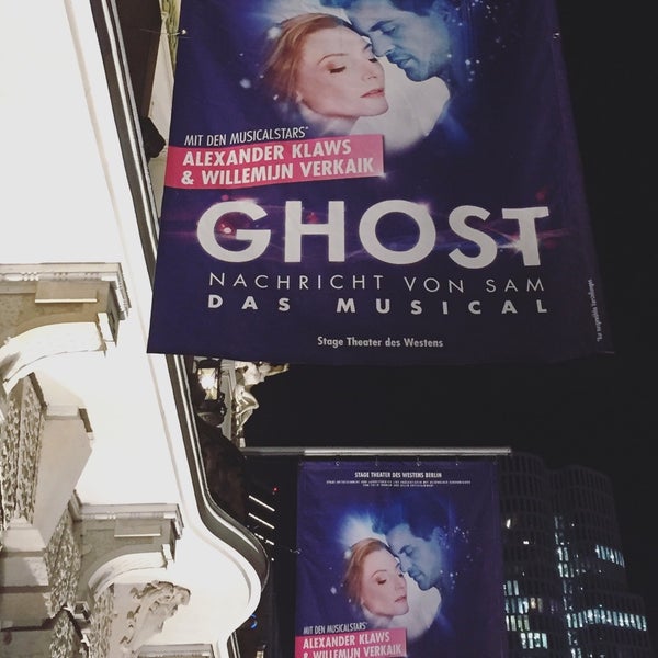 รูปภาพถ่ายที่ Stage Theater des Westens โดย emojischwein เมื่อ 12/14/2017
