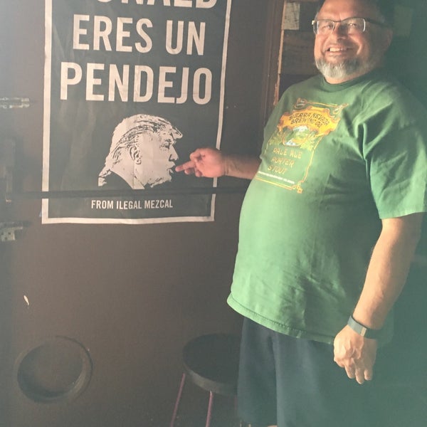 Foto diambil di Machete Beer House oleh Manny L. pada 6/14/2016