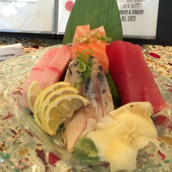 Foto tirada no(a) iFish Japanese Grill por Manny L. em 6/29/2014