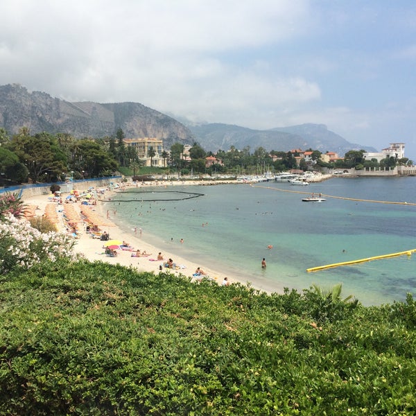 7/13/2015 tarihinde Denise S.ziyaretçi tarafından Hotel Royal-Riviera'de çekilen fotoğraf