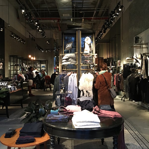 Photos At Scotch Soda Williamsburg 1 Tip From 142 Visitors