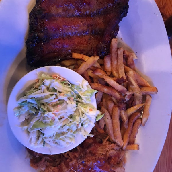 Jim 'N Nick's BarBQ Murfreesboro'da Barbekü Restoranı