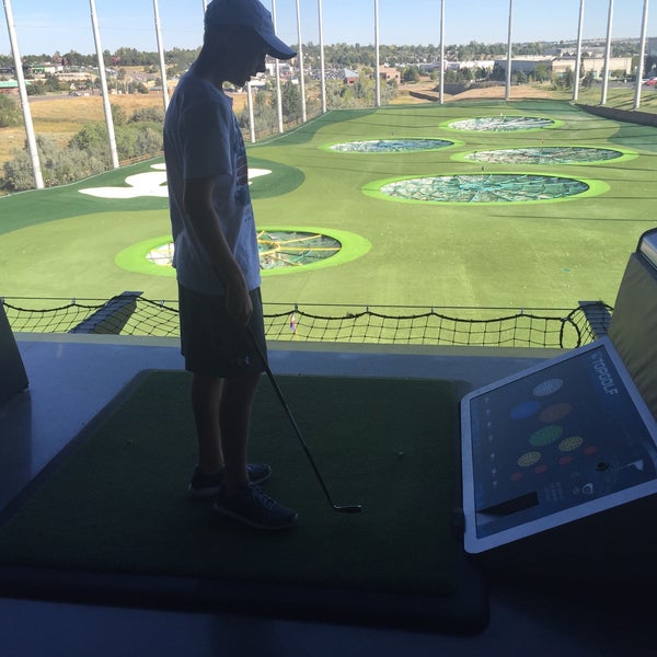 Topgolf 10601 E Easter Ave