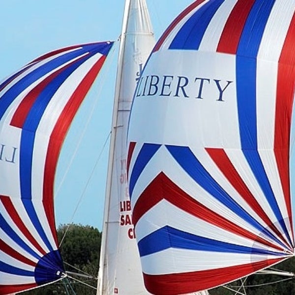 Sail to liberty and. Классическая яхта. Эмиграция в америку 19 век. Бриг корабль 17 века. Sail to liberty and ellis.