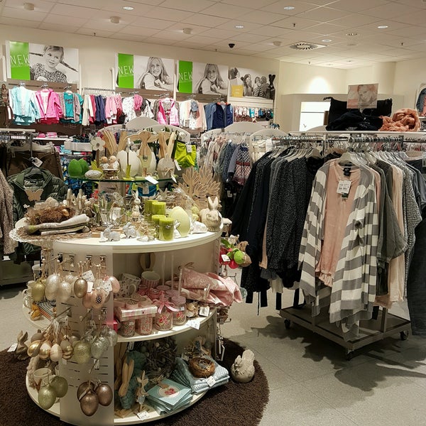 Free Free 258 Ernstings Family Logo Svg SVG PNG EPS DXF File