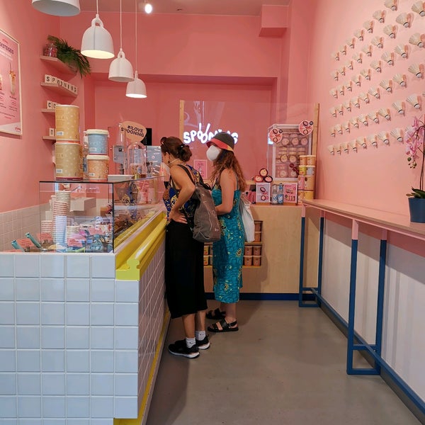 Photo taken at Spooning Cookie Dough Bar by Ilias C. on 8/8/2021