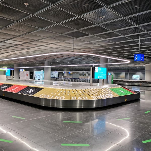 Gepäckaufgabe Frankfurt Flughafen Terminal 2 de.foursquare.com