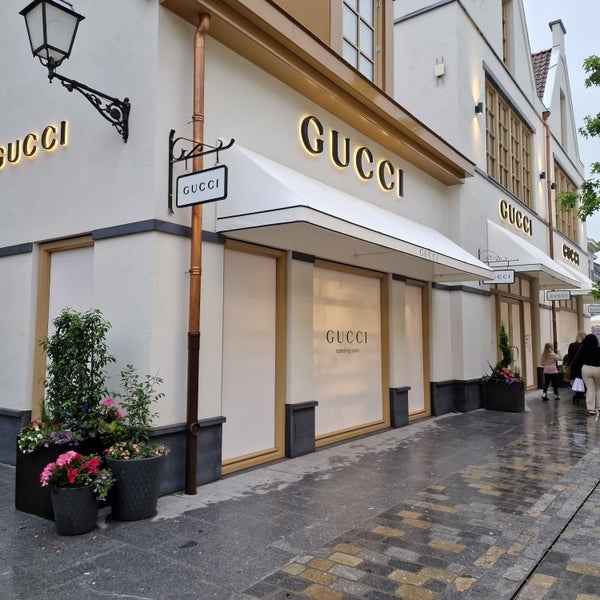 OUTLET ROERMOND, GUCCI, DM DROGIST