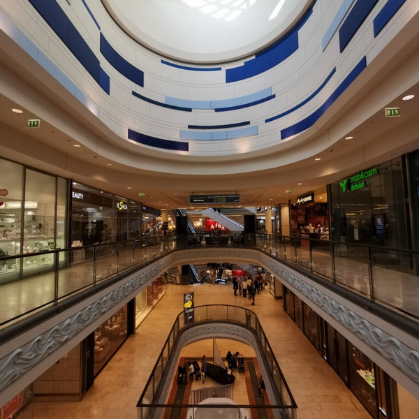 Das Foto wurde bei Einkaufszentrum Limbecker Platz von Ilias C. am 7/1/2019 aufgenommen