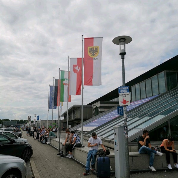 Foto diambil di Dortmund Airport 21 (DTM) oleh Ilias C. pada 8/21/2021