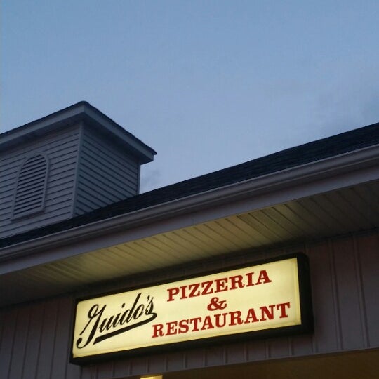 Пиццерия в Chesterland, OH.