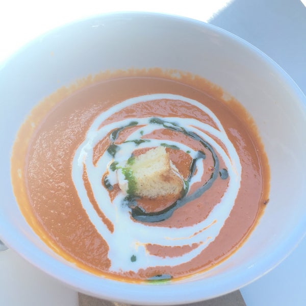 Cant miss this amazing Tomatoe Basil Soup and the service is exceptional!