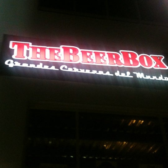 10/21/2012にAlejandro G.がThe BeerBoxで撮った写真