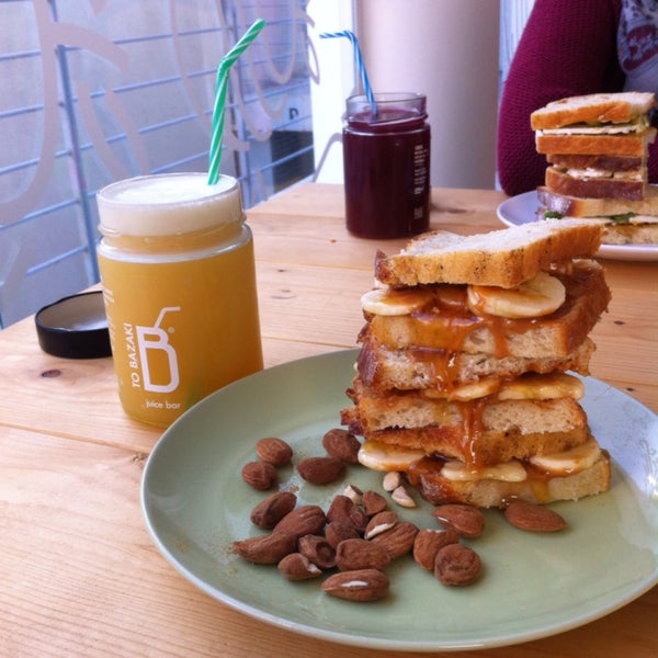 Very tasty sandwich, great juice and super cozy