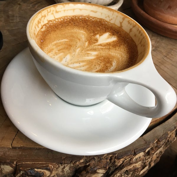 12/31/2018にHeavy B.がMenagerie Coffeeで撮った写真