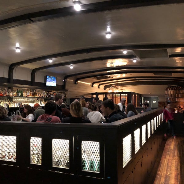 รูปภาพถ่ายที่ Heritage Restaurant &amp; Bar โดย Clay F. เมื่อ 2/24/2018