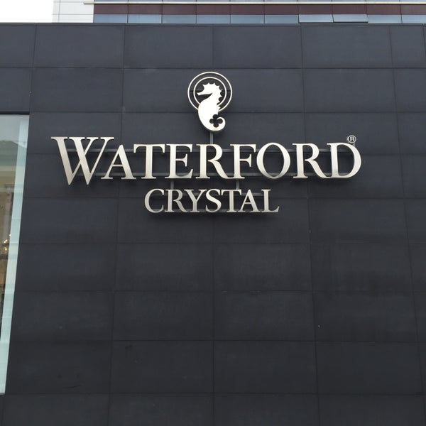 Photo taken at House of Waterford Crystal by Lee A. on 5/30/2015