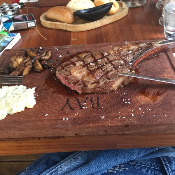 Foto tirada no(a) BayBoa Gourmet&amp;Steakhouse por Arzu Ş. em 6/1/2017