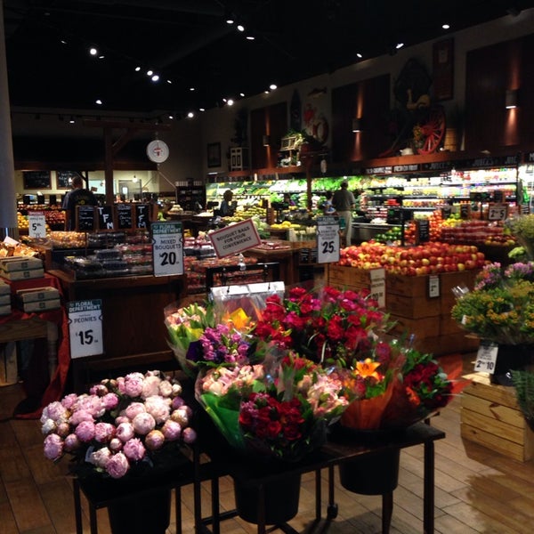 Photo taken at The Fresh Market by Robert E. on 1/2/2014