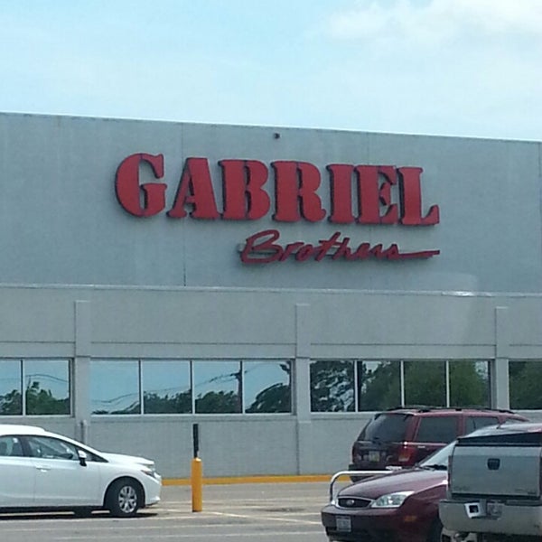 Gabriel Brothers - Clothing Store in Zanesville