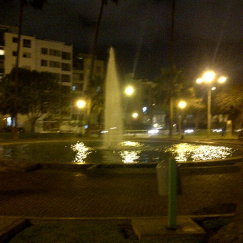 Photo taken at Parque Tradiciones by Leandro Martin G. on 10/18/2012