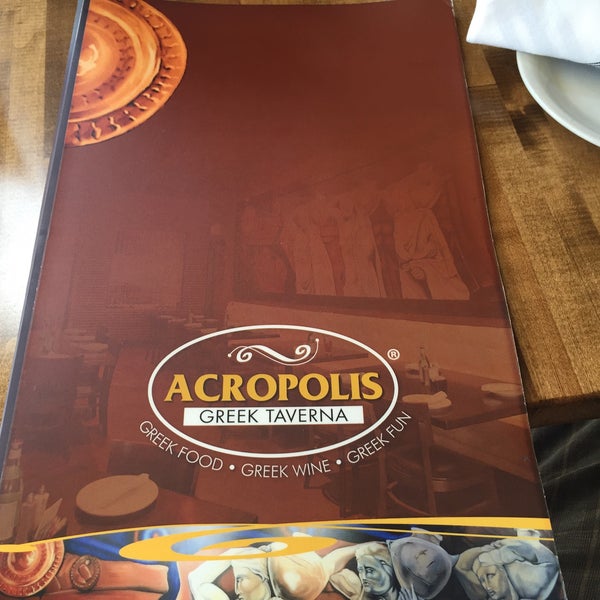 รูปภาพถ่ายที่ Acropolis Greek Taverna โดย Jeremy G. เมื่อ 6/24/2015