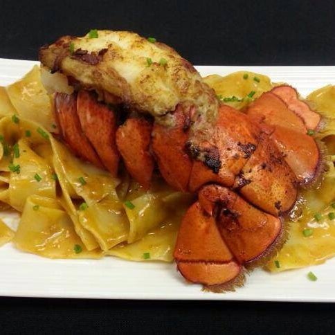 Photo taken at Wah Sing Seafood Restaurant by Wah Sing Seafood Restaurant on 10/20/2014