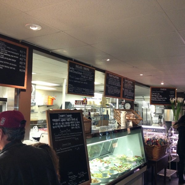 Das Foto wurde bei Selland&#39;s Market-Café von Andy G. am 2/11/2013 aufgenommen